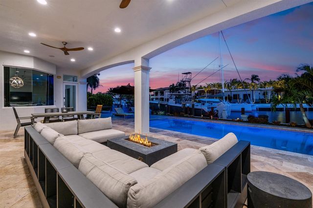 2320 NE 34th Court, Lighthouse Point, FL 33064