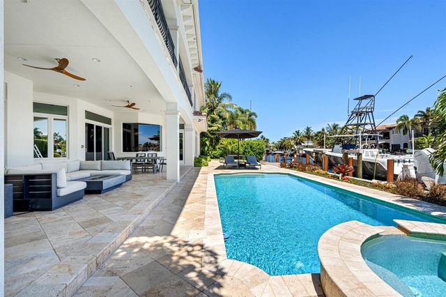 2320 NE 34th Court, Lighthouse Point, FL 33064