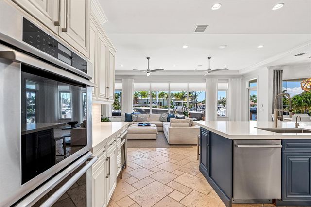 2320 NE 34th Court, Lighthouse Point, FL 33064
