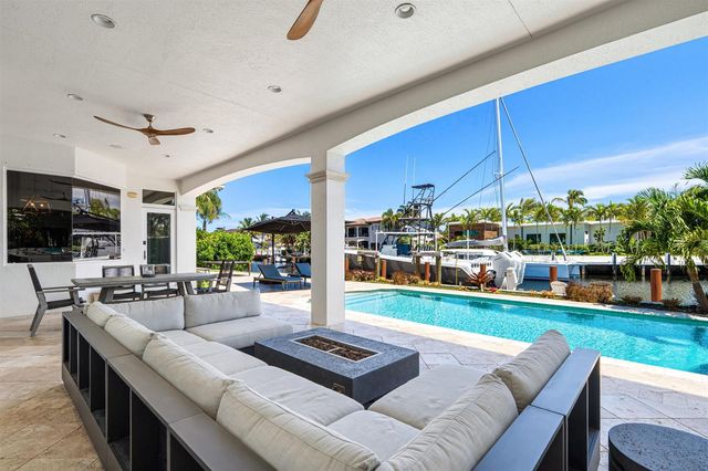 2320 NE 34th Court, Lighthouse Point, FL 33064