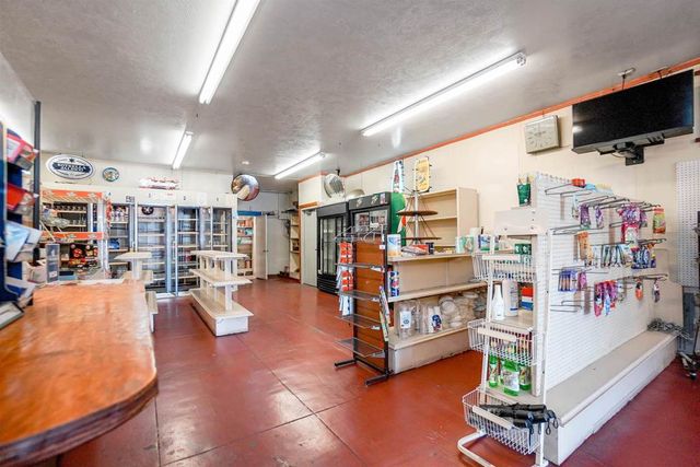 2701 E 9Th St, Oakland, CA 94601