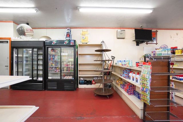 2701 E 9Th St, Oakland, CA 94601