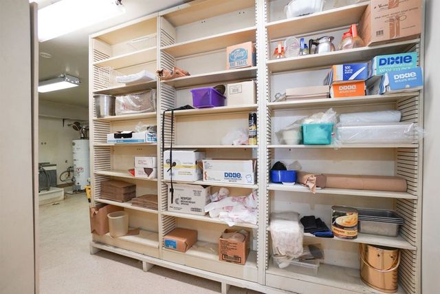 2701 E 9Th St, Oakland, CA 94601