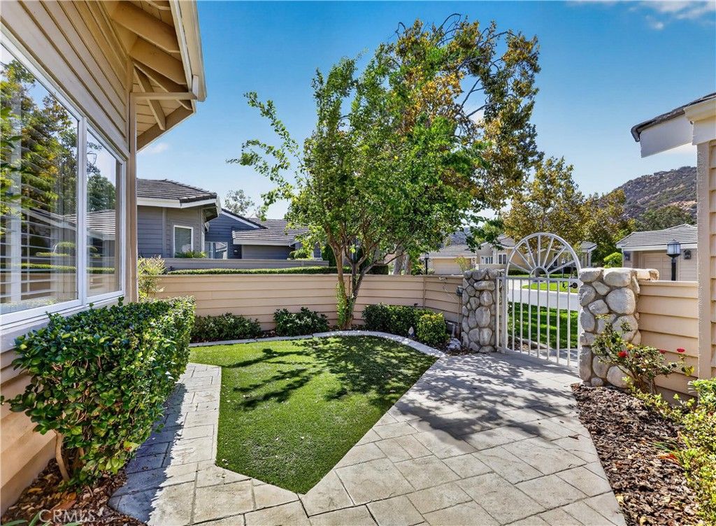38122 Stone Meadow Drive, Murrieta, CA 92562 — photo 5