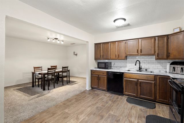 111 Alamo Street, Waxahachie, TX 75165