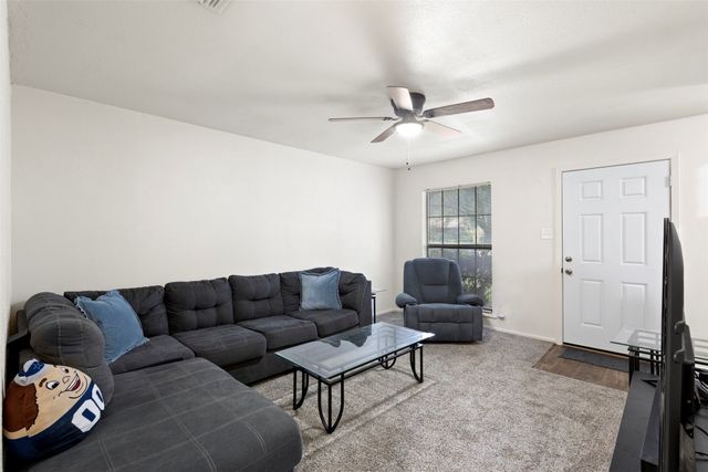 111 Alamo Street, Waxahachie, TX 75165