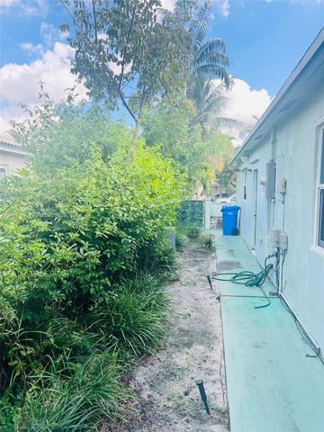 850 SW 50th Ter, Margate, FL 33068