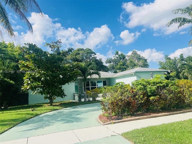 850 SW 50th Ter, Margate, FL 33068