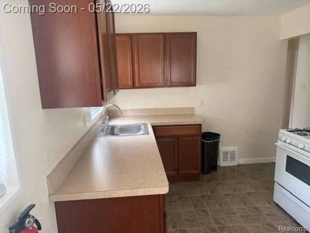970 Champaign Road, Lincoln Park, MI 48146