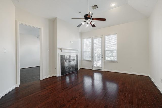 7155 Windwater Lagoon, Houston, TX 77036