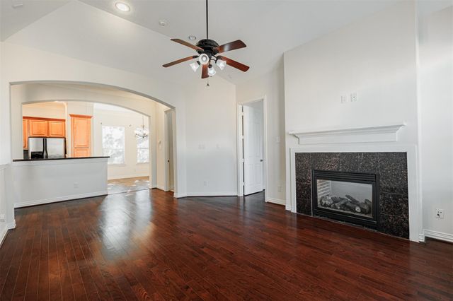 7155 Windwater Lagoon, Houston, TX 77036