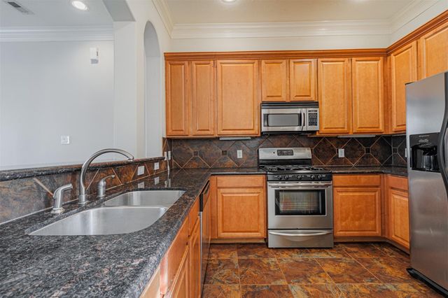 7155 Windwater Lagoon, Houston, TX 77036