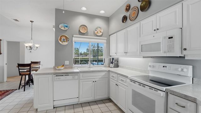 5515 DOWNHAM MEADOWS, Sarasota, FL 34235