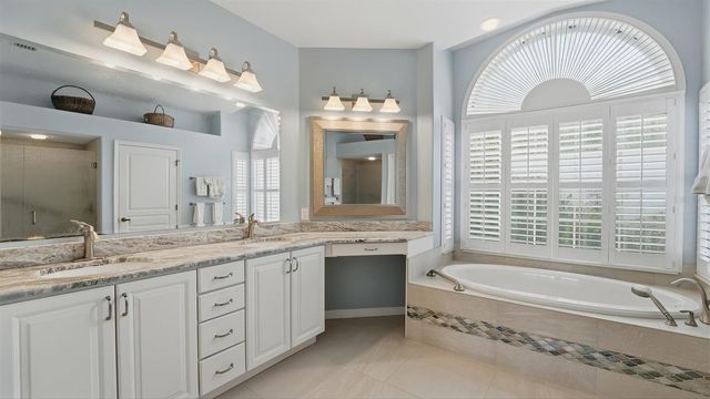 5515 DOWNHAM MEADOWS, Sarasota, FL 34235