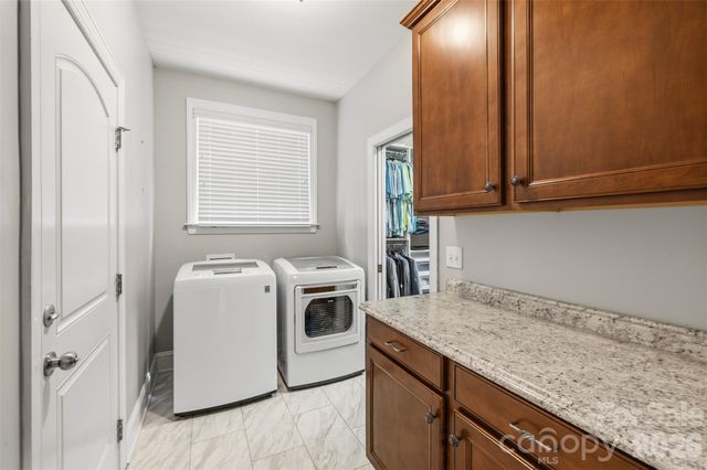 1325 Winged Foot Drive, Denver, NC 28037