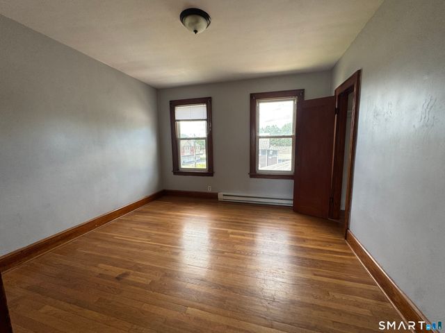 81 Chambers Street 1, Waterbury, CT 06708