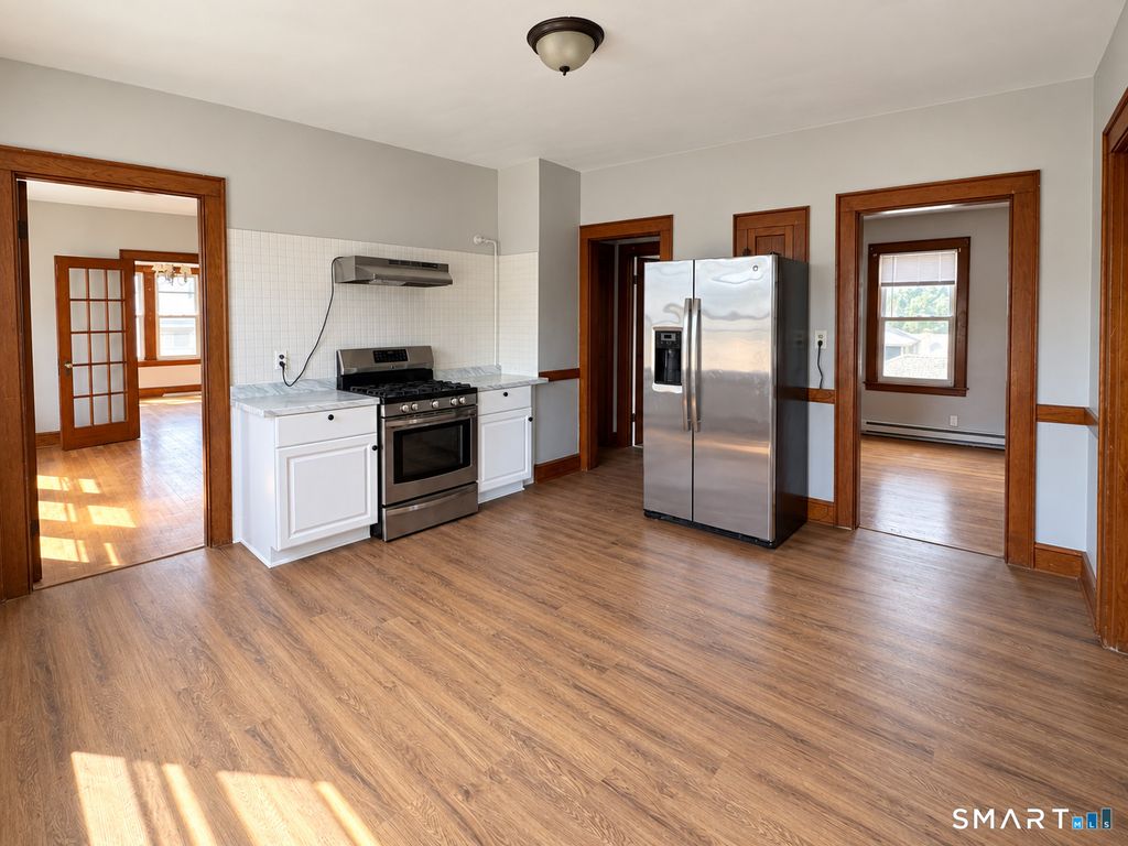 81 Chambers Street 1, Waterbury, CT 06708
