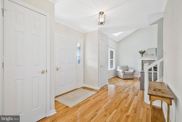 117 CONNEMARA DR, Sterling, VA 20164