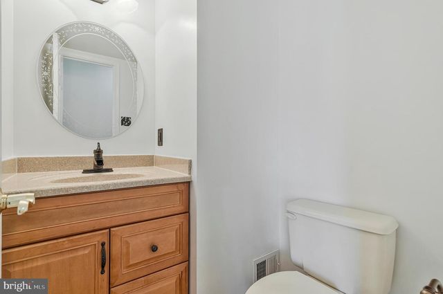 117 CONNEMARA DR, Sterling, VA 20164