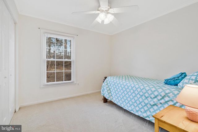 117 CONNEMARA DR, Sterling, VA 20164