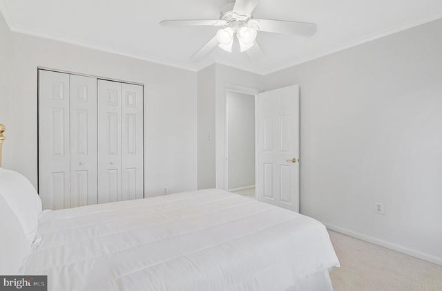 117 CONNEMARA DR, Sterling, VA 20164