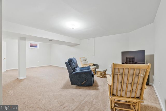 117 CONNEMARA DR, Sterling, VA 20164