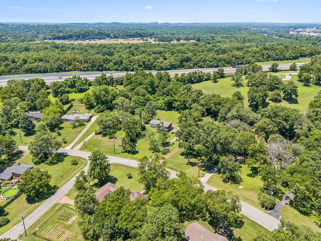 2632 Windemere Dr, Nashville, TN 37214