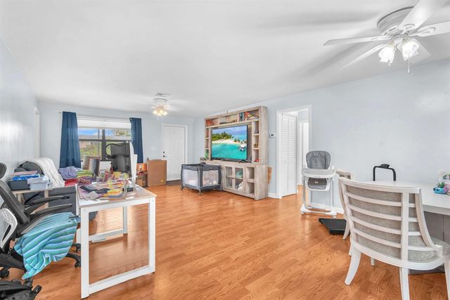 9240 HONEYWELL Road, Lake Worth, FL 33467
