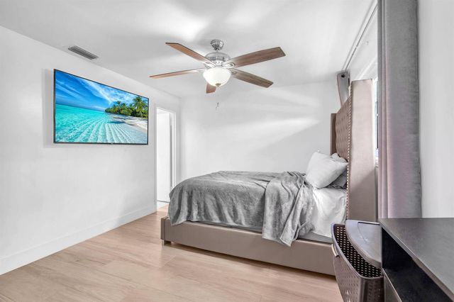 9240 HONEYWELL Road, Lake Worth, FL 33467