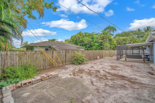 9240 HONEYWELL Road, Lake Worth, FL 33467