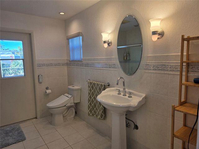 3631 AVENIDA MADERA, Bradenton, FL 34210