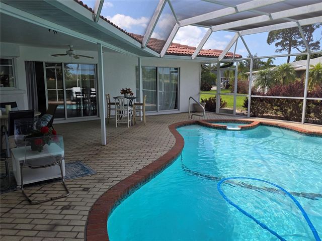 3631 AVENIDA MADERA, Bradenton, FL 34210