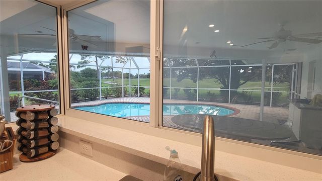 3631 AVENIDA MADERA, Bradenton, FL 34210