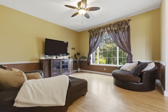 1610 W Caleb Court, Springfield, MO 65810