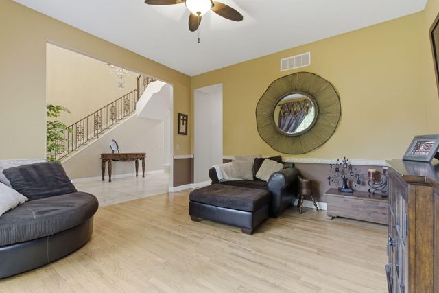 1610 W Caleb Court, Springfield, MO 65810