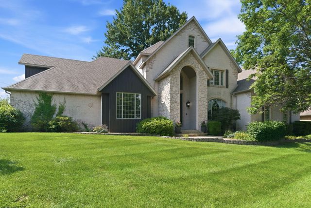 1610 W Caleb Court, Springfield, MO 65810