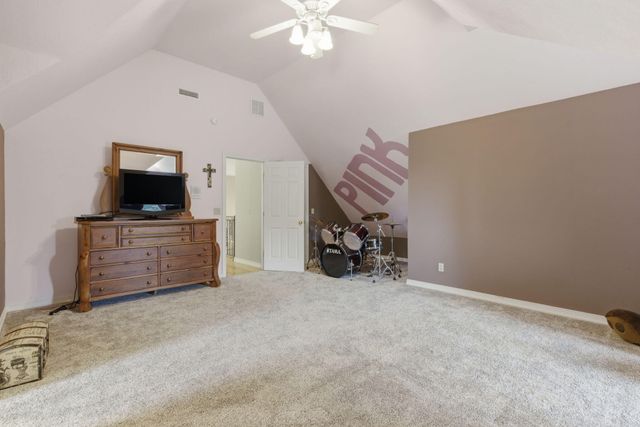 1610 W Caleb Court, Springfield, MO 65810