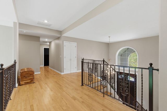 1610 W Caleb Court, Springfield, MO 65810