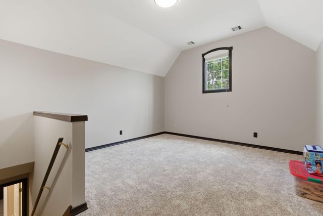 1610 W Caleb Court, Springfield, MO 65810