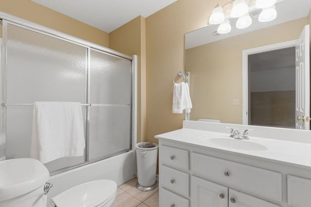 1610 W Caleb Court, Springfield, MO 65810