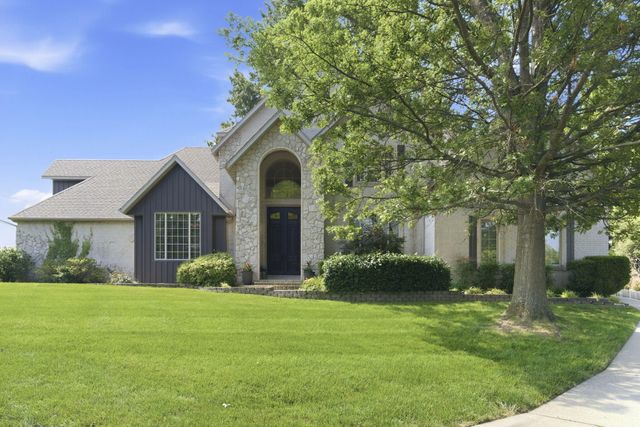 1610 W Caleb Court, Springfield, MO 65810