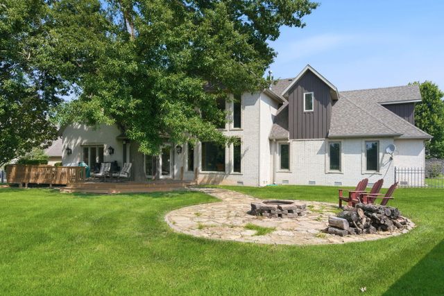 1610 W Caleb Court, Springfield, MO 65810