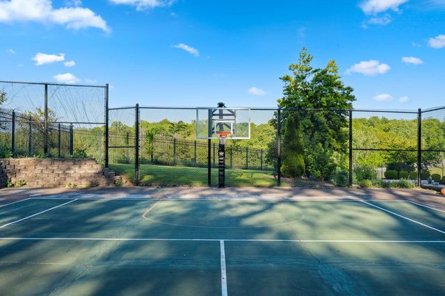1610 W Caleb Court, Springfield, MO 65810