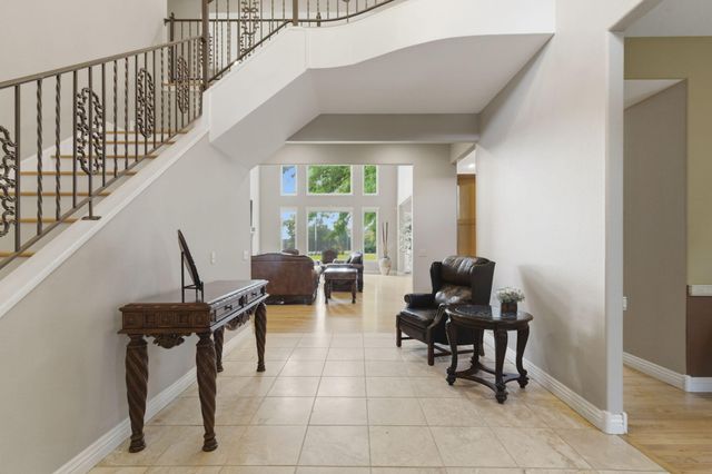 1610 W Caleb Court, Springfield, MO 65810