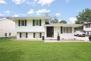 4006 E Garden Avenue, Des Moines, IA 50317