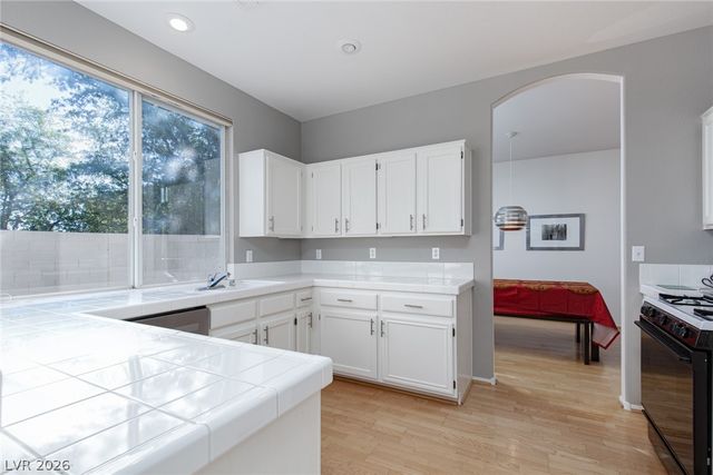 256 Horizon Pointe Circle, Henderson, NV 89012