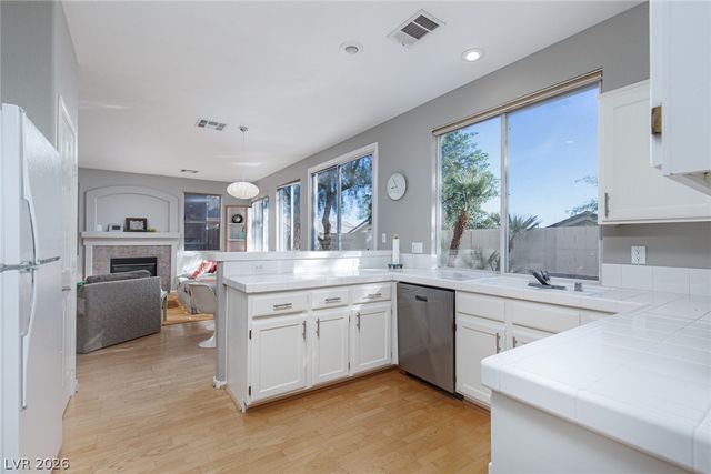 256 Horizon Pointe Circle, Henderson, NV 89012