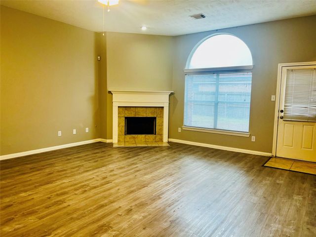 18215 Linden Forest Lane, Katy, TX 77449