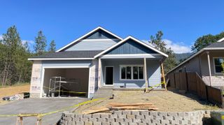 2523 Overland Drive, Grants Pass, OR 97527