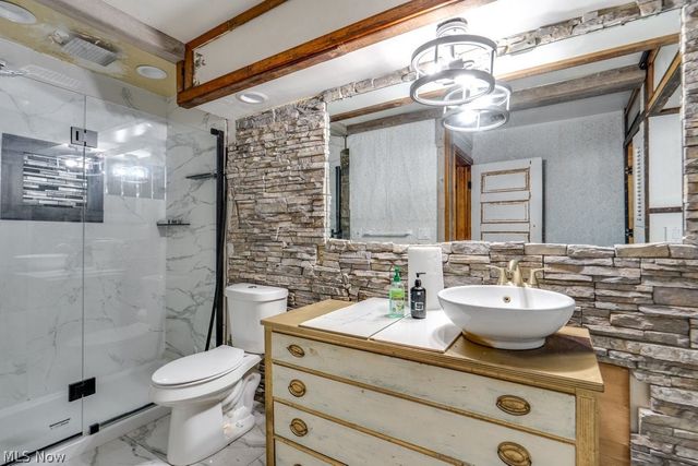 4559 Van Epps Road, Brooklyn Heights, OH 44131